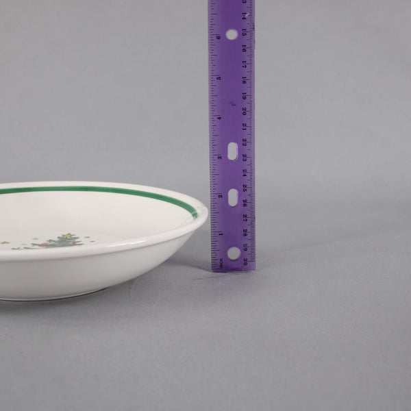 Nikko Cereal Bowl Christmas Time Happy Holidays 8.5" Cereal Soup Bowl