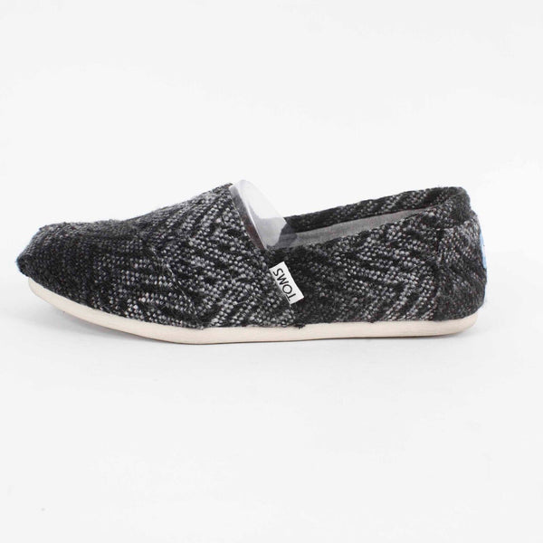 Toms 6.5W Black Gray Cushioned Slip On Fabric Upper Flats 668A**