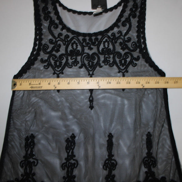 Universal Fashion NEW $50 Sz M Black Sheer Mesh Embroidered Tank 100% Poly Top
