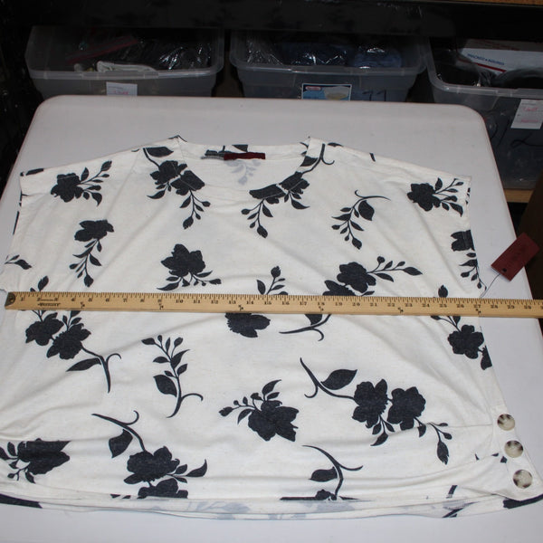 Love Scarlett Top NEW $58 Sz 3X Baltic Sea Combo White Black Poly Linen Top