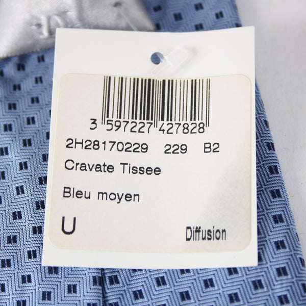 Christian Dior Tie Light Blue 57" x 3.5" Cravate Tissee Bleu Moyen 100% Silk Tie