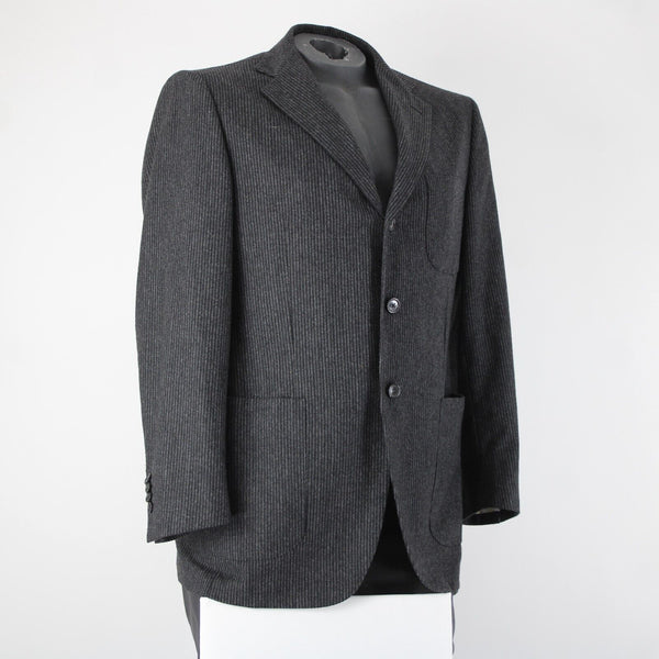 Luciano Barbera Sz 50 Charcoal Pinstripe Three Button 100% Wool Blazer Jacket