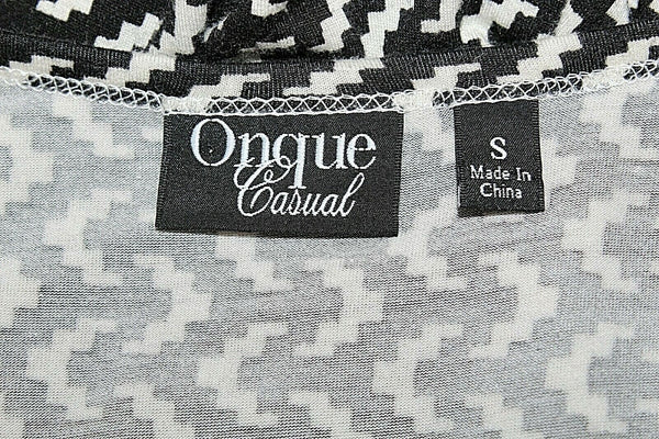 Onque Casual Sz S Black White Viscose Spandex Asymmetrical Stretchy Top