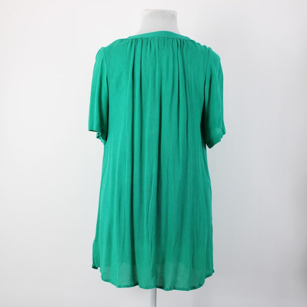 Roamans NWOT Sz 16W Green Buttons Short Sleeve 100% Rayon Top
