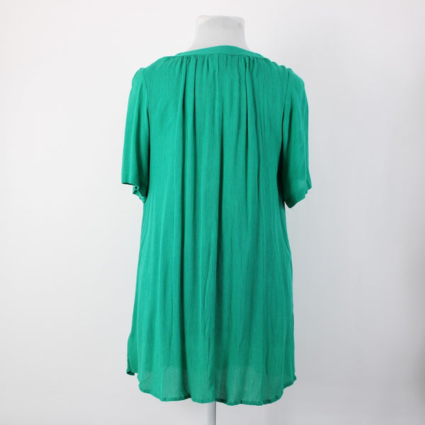 Roamans NWOT Sz 16W Green Buttons Short Sleeve 100% Rayon Top