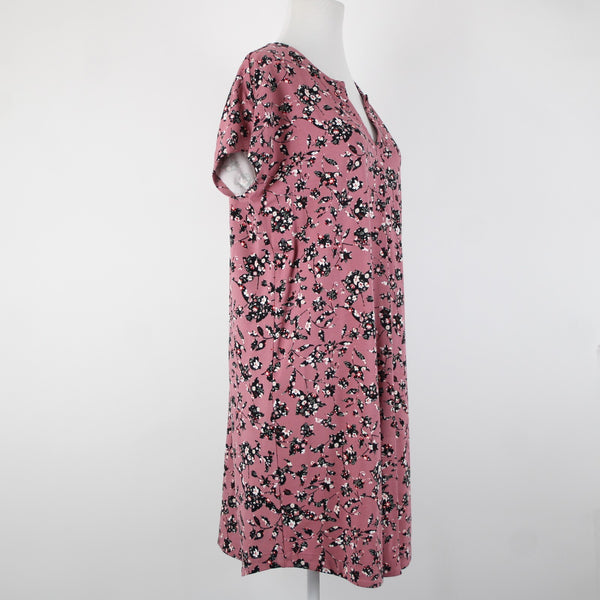 J Jill Wearever Collection Sz M Petite Pink Black Multi Color Floral Rayon Dress
