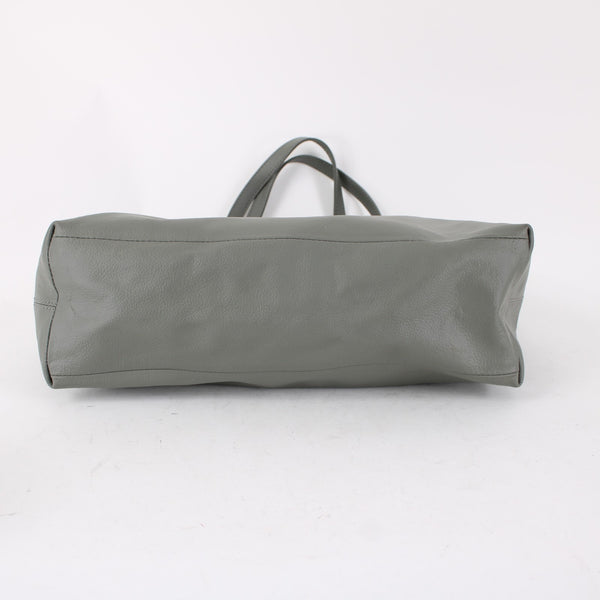 Joy Mangano Purse Gray 18 x 12 x 5 Inner Pockets With Wristlet Shoulder Purse
