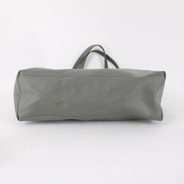 Joy Mangano Purse Gray 18 x 12 x 5 Inner Pockets With Wristlet Shoulder Purse