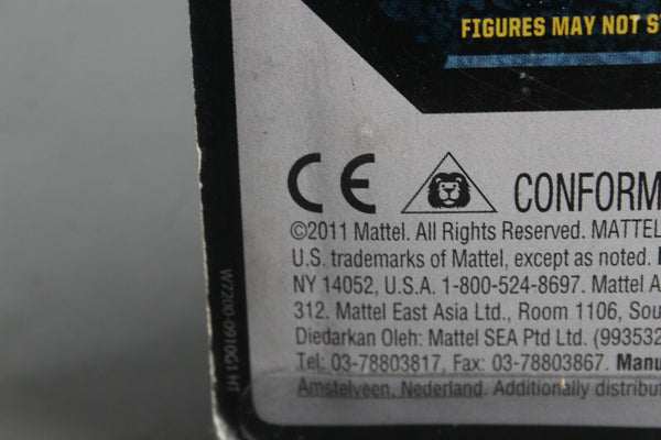 Mattel The Dark Knight 2011 Deluxe Flight Strike Batman Action Figure