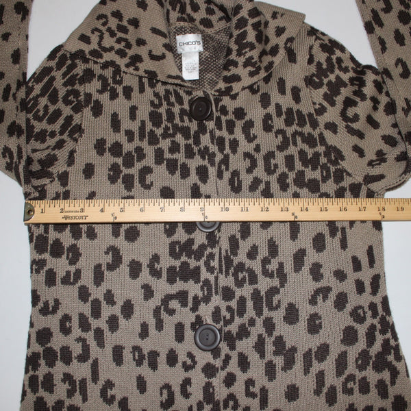Chicos Cardigan Sz 1 Brown Tan Animal Print Buttons Acrylic Wool Cardigan Jacket