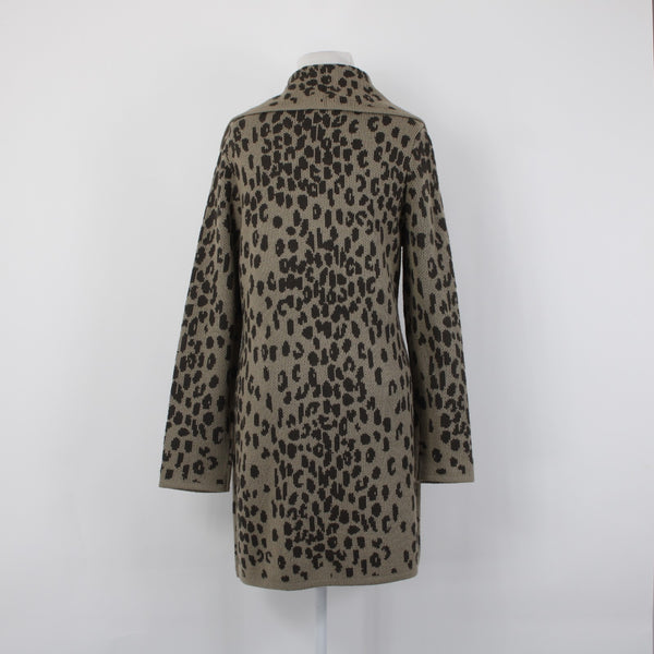 Chicos Cardigan Sz 1 Brown Tan Animal Print Buttons Acrylic Wool Cardigan Jacket