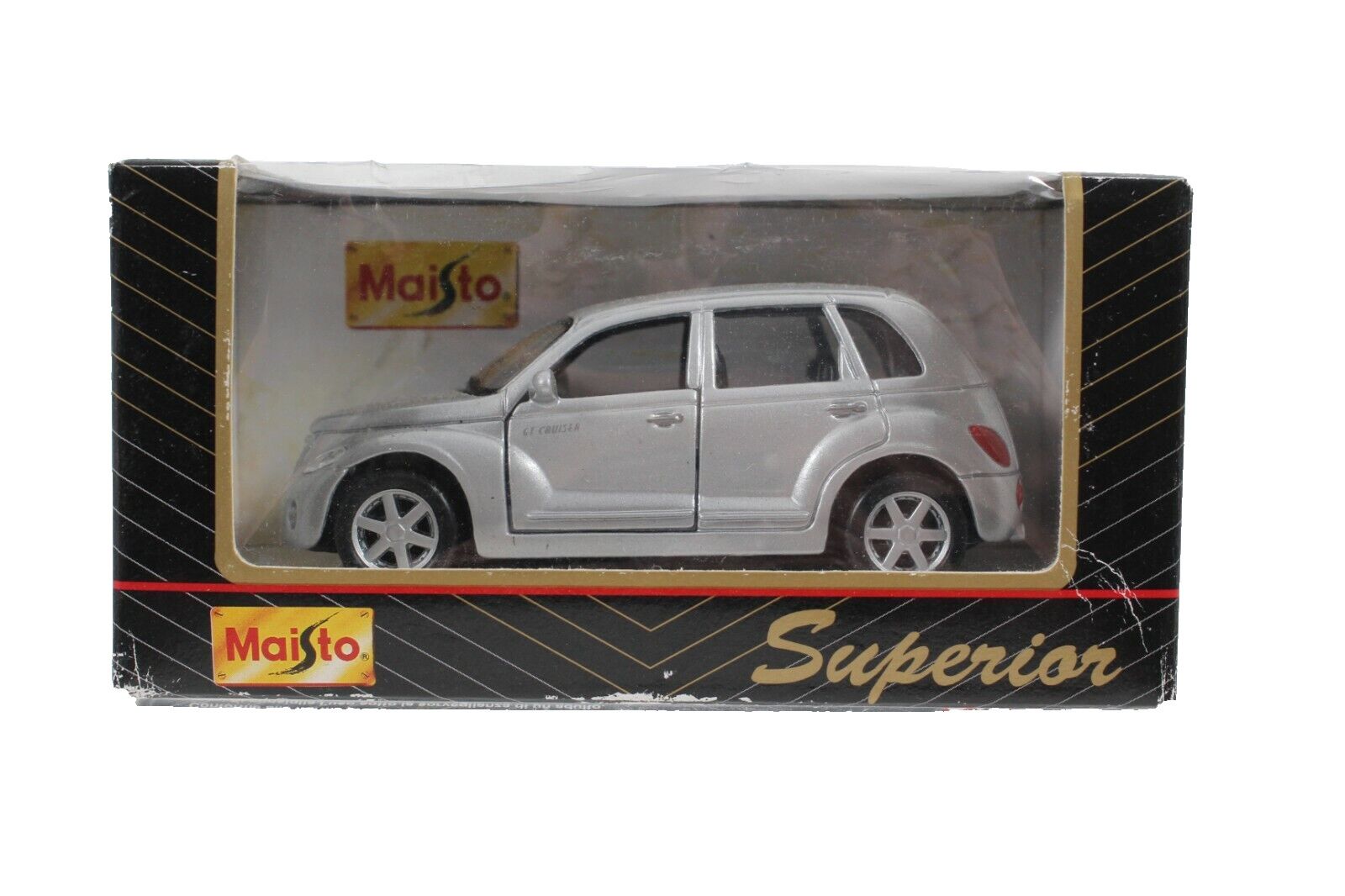 Maisto Superior PT Cruiser Motorized Opening Doors Car