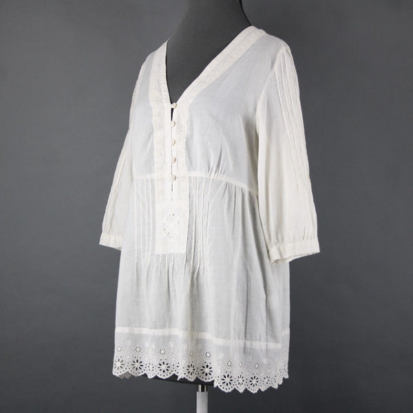 Johnny Was Sz M Cream Embroidered V Neck Flowy Cotton Polyester Top
