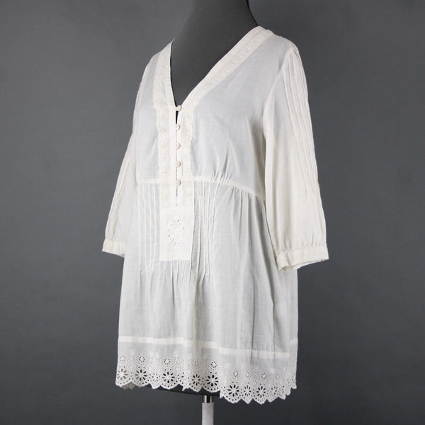 Johnny Was Sz M Cream Embroidered V Neck Flowy Cotton Polyester Top