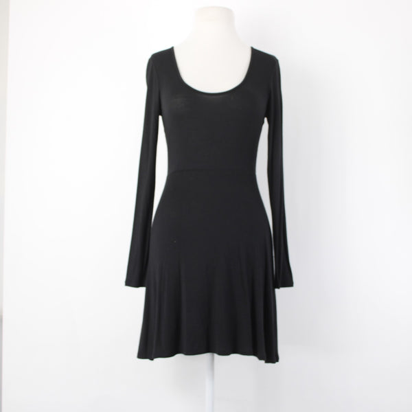 BCBGeneration Dress NEW $68 Sz XS Black Round Neck Unlined Rayon Spandex Dress