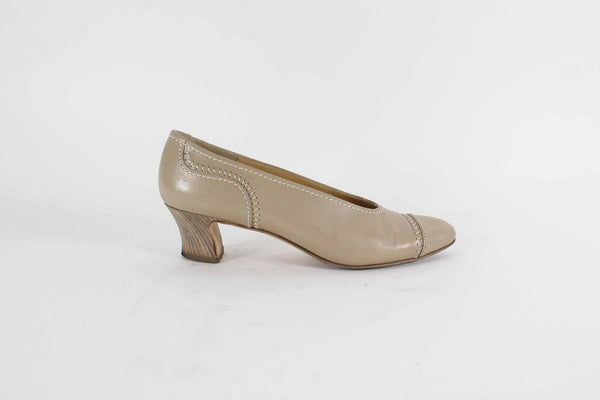 D'Rossana Vitello Sz 8.5 Tan White Leather Pointed Toe 1.5"  Heels
