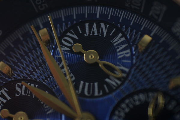 Invicta 3020 Sapphire Crystal Silver Gold Navy Water Resistant Stainless Watch