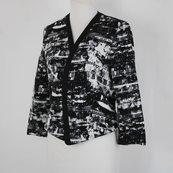 Nine West Sz 6 Black White Lined 3/4 Sleeve Polyester Elastane Blazer Jacket