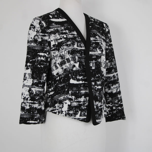 Nine West Sz 6 Black White Lined 3/4 Sleeve Polyester Elastane Blazer Jacket