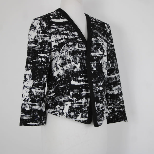 Nine West Sz 6 Black White Lined 3/4 Sleeve Polyester Elastane Blazer Jacket