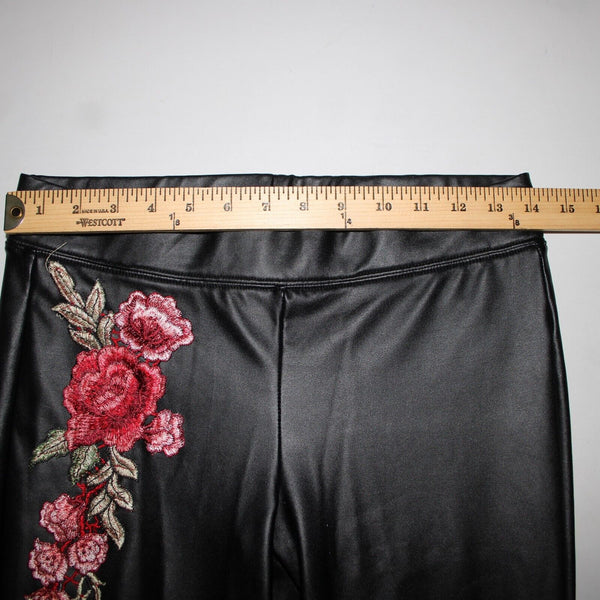 Boom Boom Jean Sz M x 29 Black Rose Embroid Elastic Waist 100% Polyurethane Pant