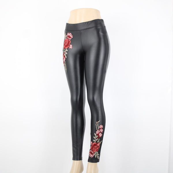 Boom Boom Jean Sz M x 29 Black Rose Embroid Elastic Waist 100% Polyurethane Pant