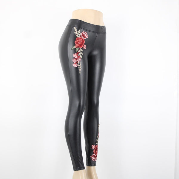 Boom Boom Jean Sz M x 29 Black Rose Embroid Elastic Waist 100% Polyurethane Pant