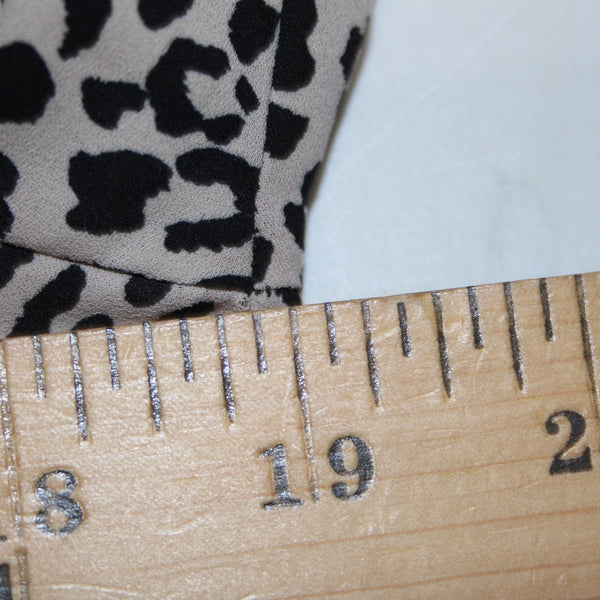 Express Top Sz SP Black Tan Animal Print V Neck 100% Polyester Top