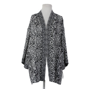 Roz Ali NEW $40 Sz L/XL Black White Gray Animal Print 100% Poly Wrap Sweater