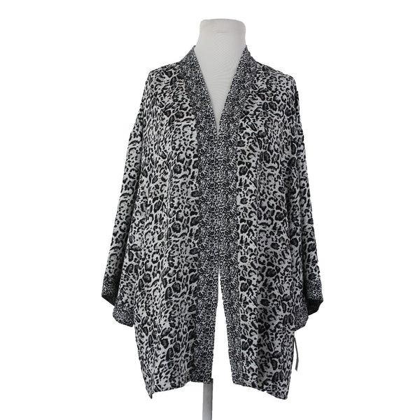 Roz Ali NEW $40 Sz L/XL Black White Gray Animal Print 100% Poly Wrap Sweater