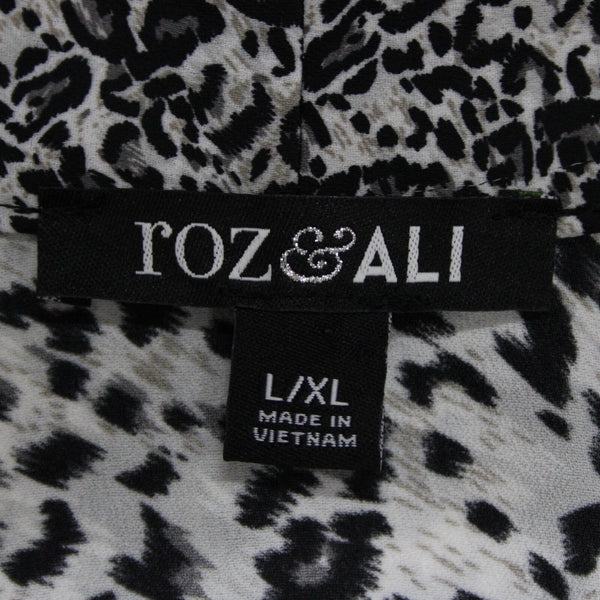 Roz Ali NEW $40 Sz L/XL Black White Gray Animal Print 100% Poly Wrap Sweater