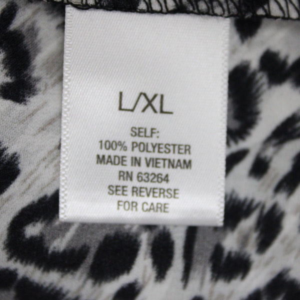 Roz Ali NEW $40 Sz L/XL Black White Gray Animal Print 100% Poly Wrap Sweater