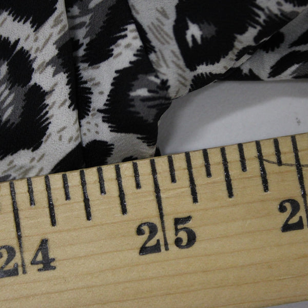 Roz Ali NEW $40 Sz L/XL Black White Gray Animal Print 100% Poly Wrap Sweater