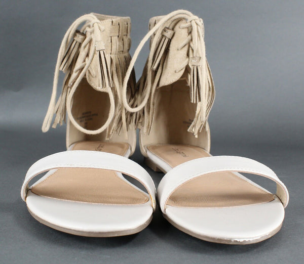 Indigo Rd Sz 10 Cream Tan Fringed Ankle Tie Flat Sandal