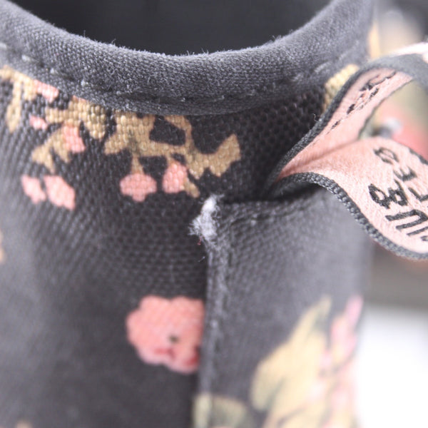 Dr Martens Boots Shoreditch Sz 9 Black Pink Multi Victorian Floral Canvas Boots