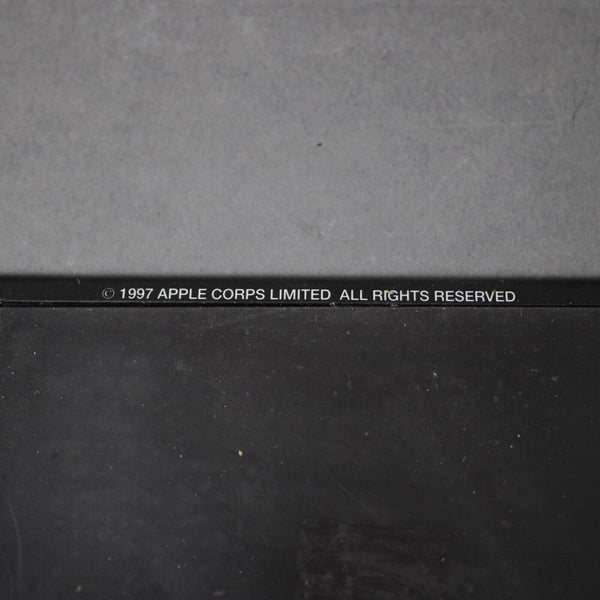 The Beatles Omnitech Designs 1997 Apple Corps 2.5" x 3.5" The Beatles Magnetic