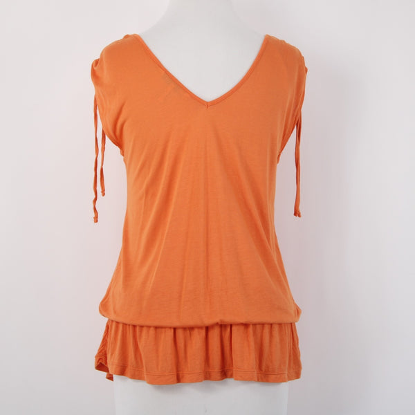 French Connection Top Sz XS Orange V Neck Ruffled Ruched Shoulder 100% Rayon Top