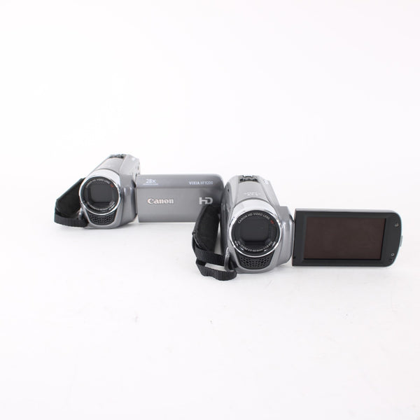 Canon Vixia HF Video Camcorder R200 DC 3.7V HD 28X Zoom W/ Accessories Camcorder