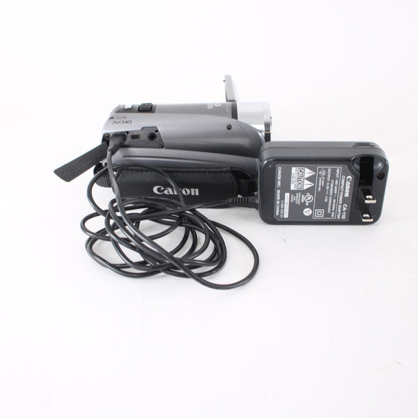 Canon Vixia HF Video Camcorder R200 DC 3.7V HD 28X Zoom W/ Accessories Camcorder