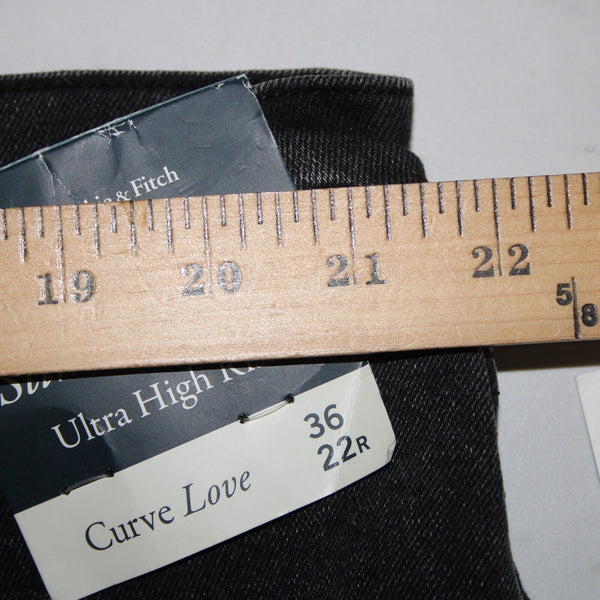 Abercrombie Fitch NEW $100 Curve Love Sz 36 22r x 31 Black Denim Cotton Jeans