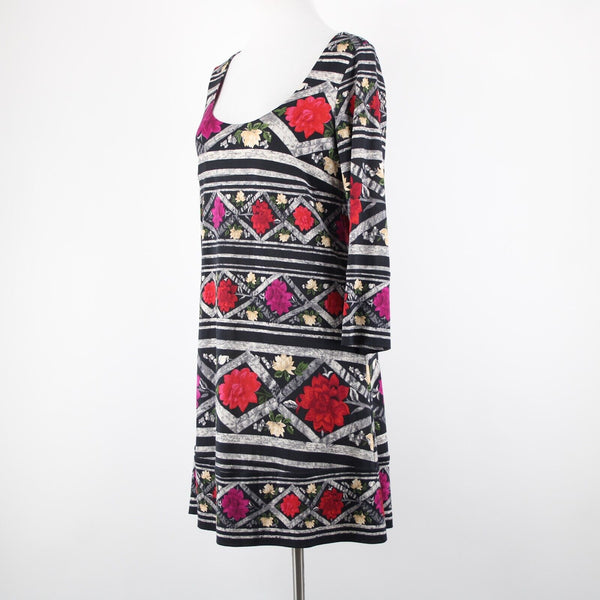 Diane Von Furstenberg Sz 6 Black Multi Color Floral Scoop Neck 100% Silk Dress