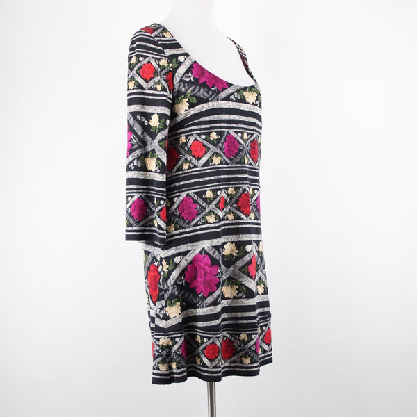 Diane Von Furstenberg Sz 6 Black Multi Color Floral Scoop Neck 100% Silk Dress