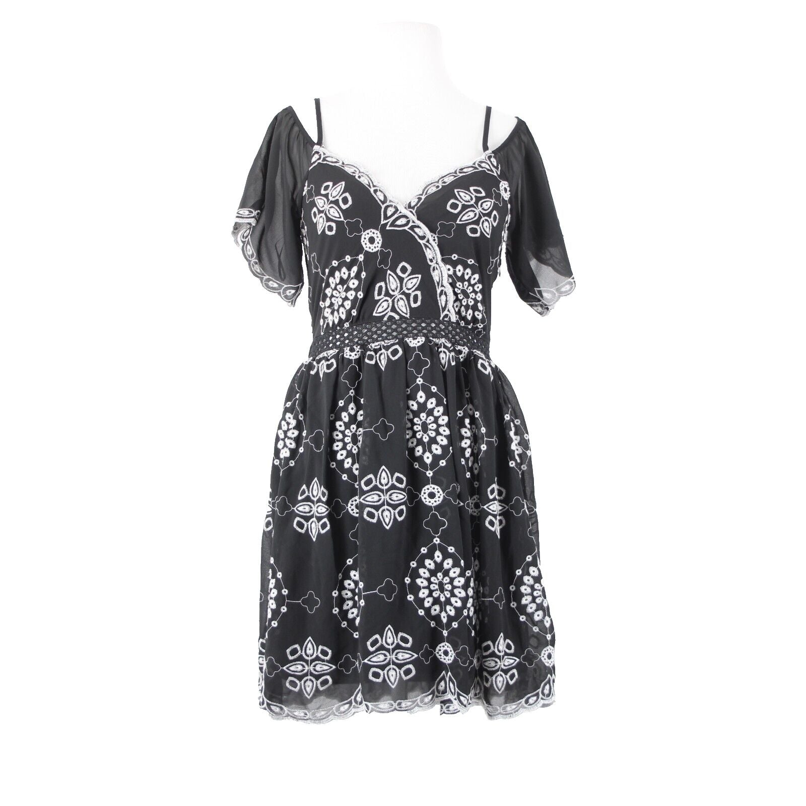 Romeo Juliet NEW $175 Sz M Black White Embroidered Cold Shoulder Poly Dress