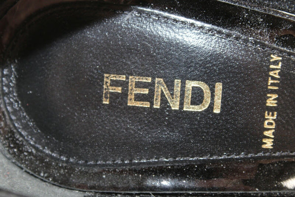 Fendi $550 Spuntata Vernice 38.5 Black Patent Leather Logo Platform 5" Heel