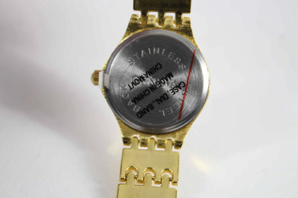 Geneva Quartz Sz 7.25in Goldtone Stainless Steel Bracelet Wristwatch