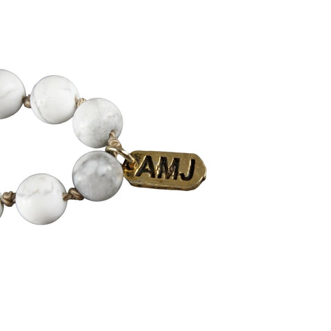 AMJ 23" Goldtone White Howlite Beaded Necklace
