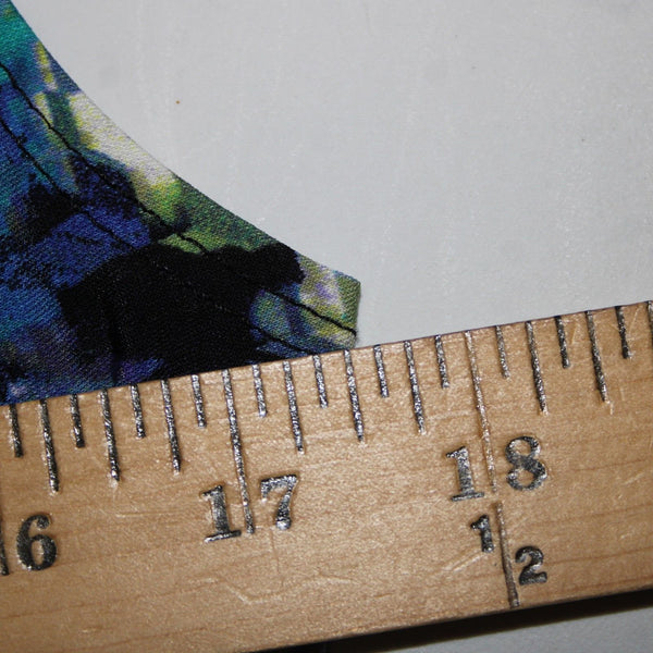 Silky Sz M Green Black Multicolor Silver Necklace Travel Polyester Spandex Dress