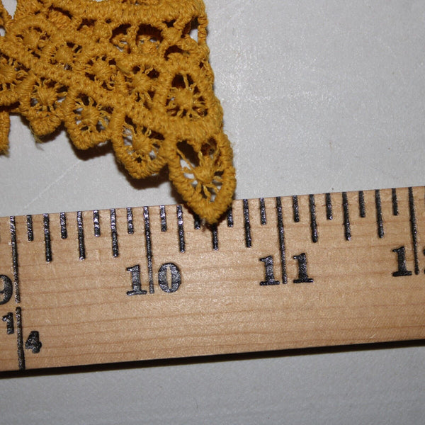 Chicos NEW $109 Sz 0 Bright Ochre Yellow Embroid Lace Cut Out 100% Cotton Top