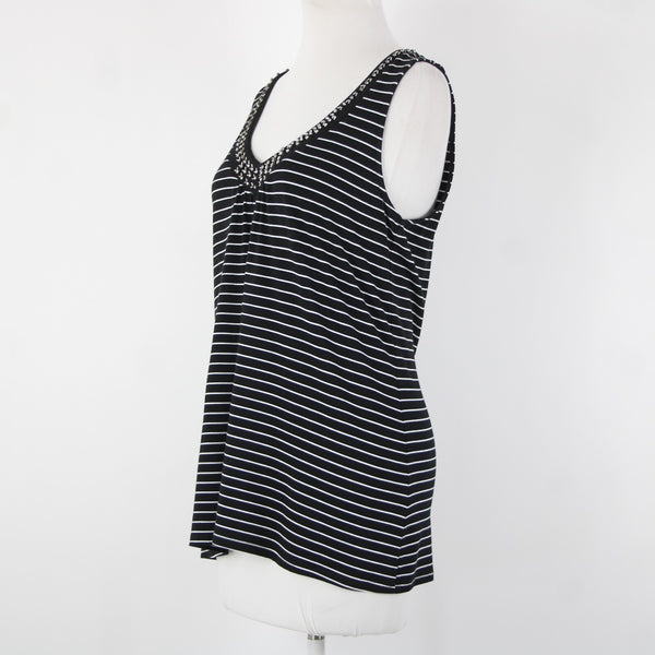 White House Black Market Sz M Black White Beaded Rhinestones Rayon Spandex Top