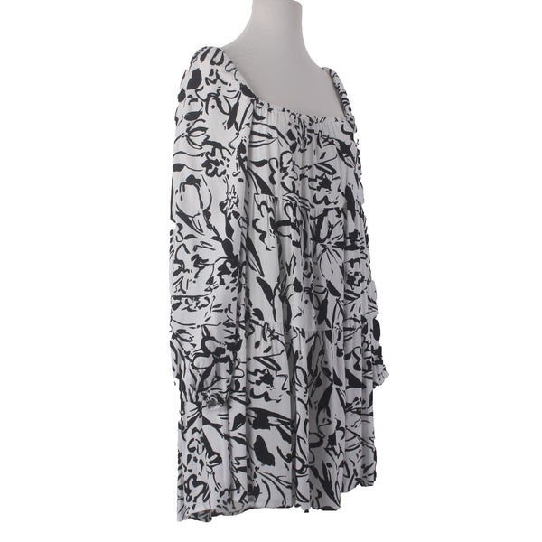 Apricot Dress NEW $95 Sz M White Black Brush Stroke Floral Tiered 100% Viscose
